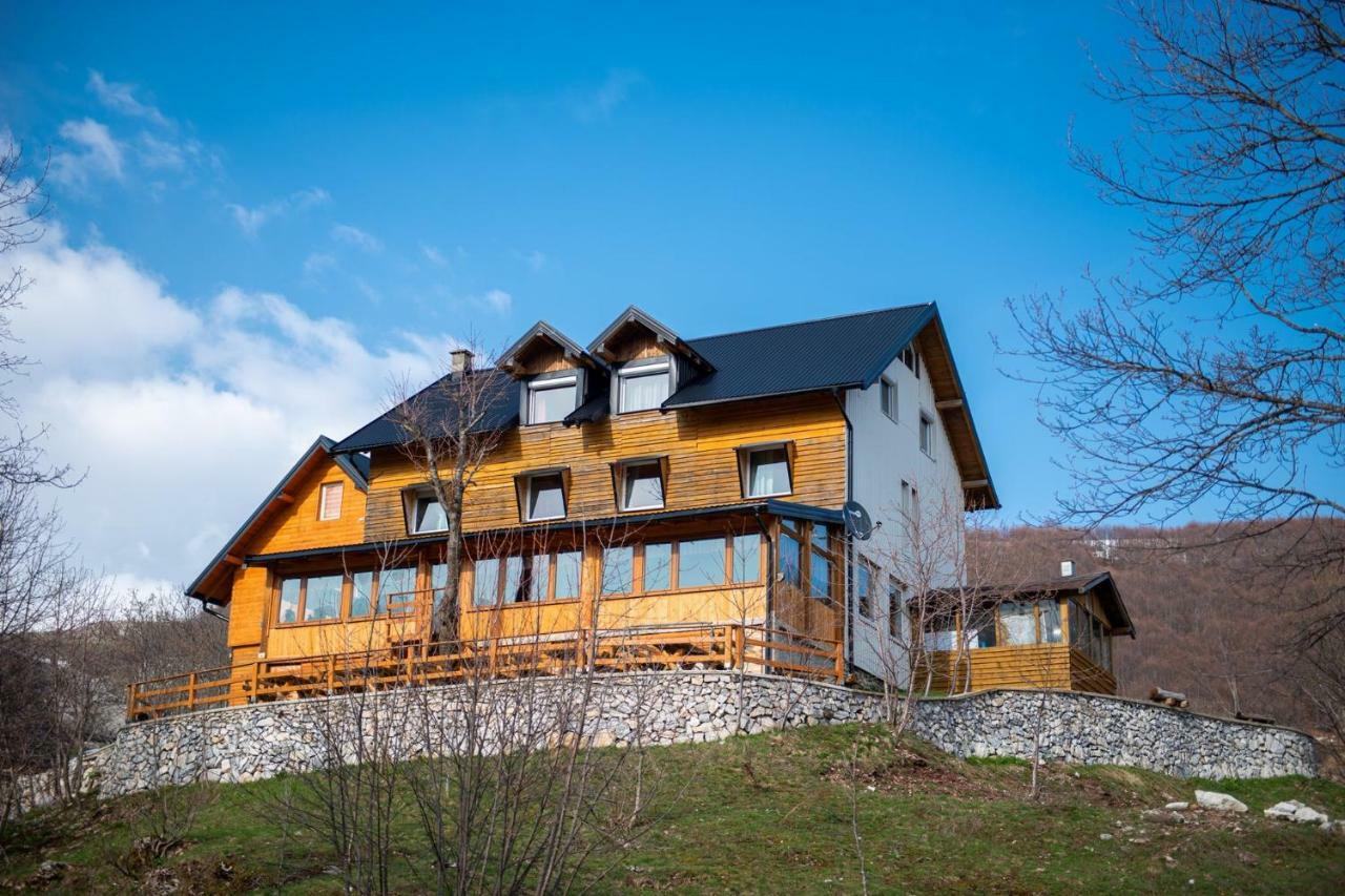 Bed And Breakfast Umoljani Esterno foto